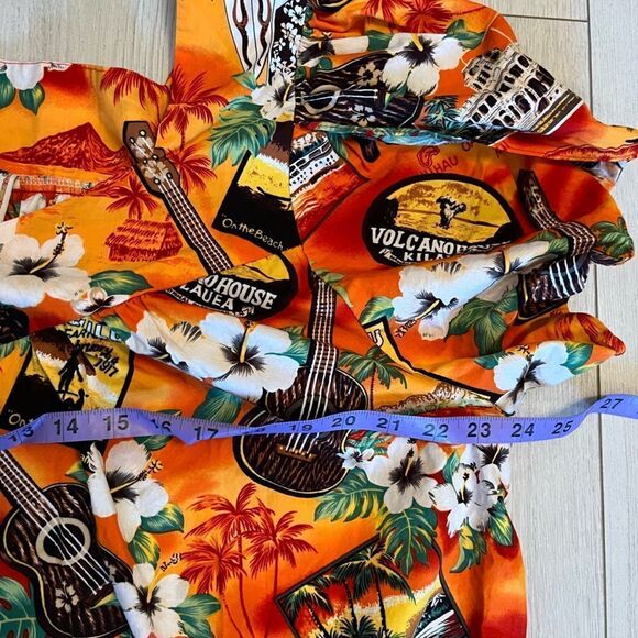 Vintage Hawaiian muumuu dress - Picture 8 of 9